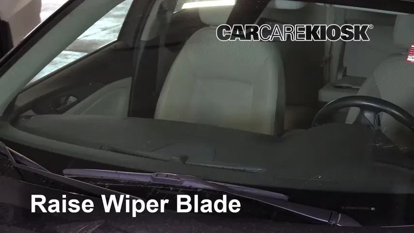 2018 Buick Regal Sportback Preferred II 2.0L 4 Cyl. Turbo Windshield Wiper Blade (Front) Replace Wiper Blades